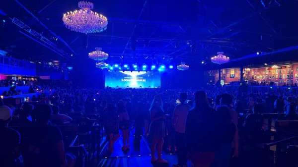 The Fillmore Auditorium, bloc: GA Left