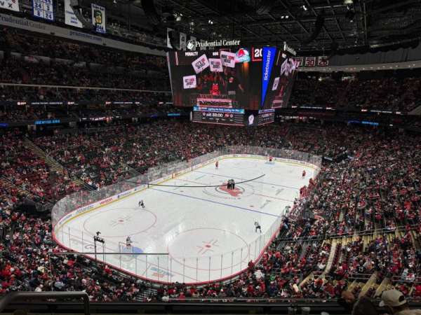 Prudential Center, bloc: 106, rangée: 4, place: 14