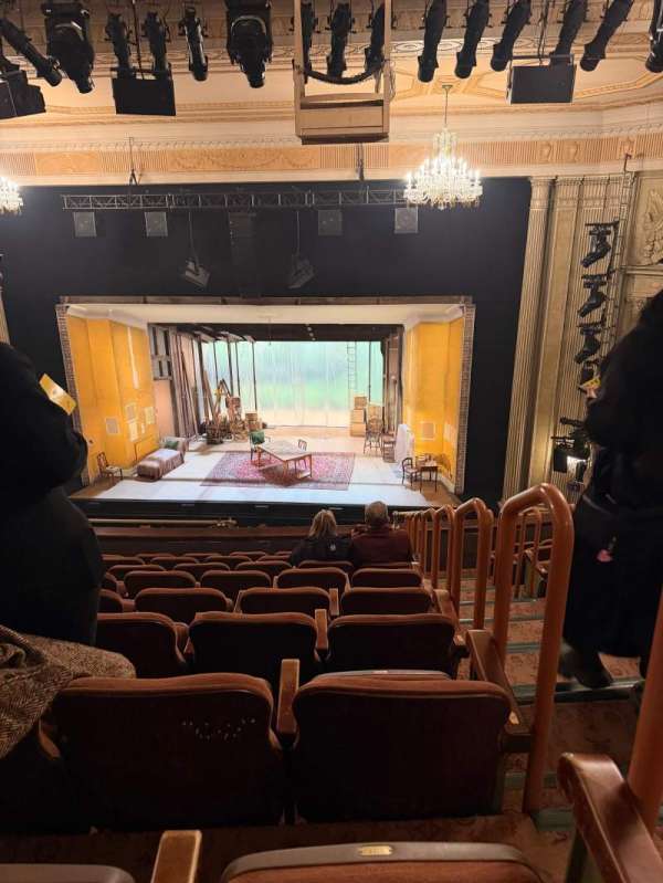 Music Box Theatre, bloc: Mezzanine C, rangée: J, place: 101