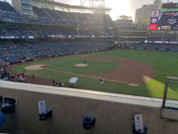 Petco Park, bloc: 211, rangée: 2, place: 12