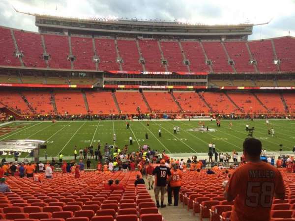 Arrowhead Stadium, bloc: 106, rangée: 36, place: 27