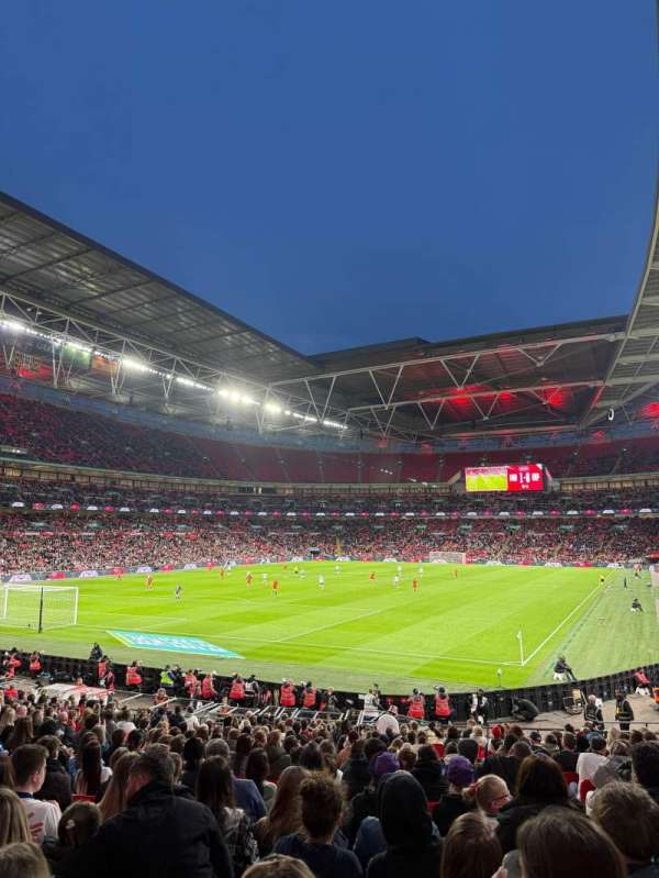 Wembley Stadium, bloc: 108, rangée: 24, place: 178