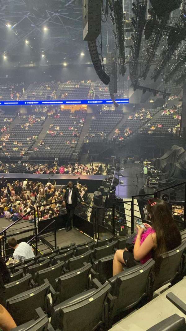 Accor Arena, bloc: Gradin H, rangée: 12, place: 10