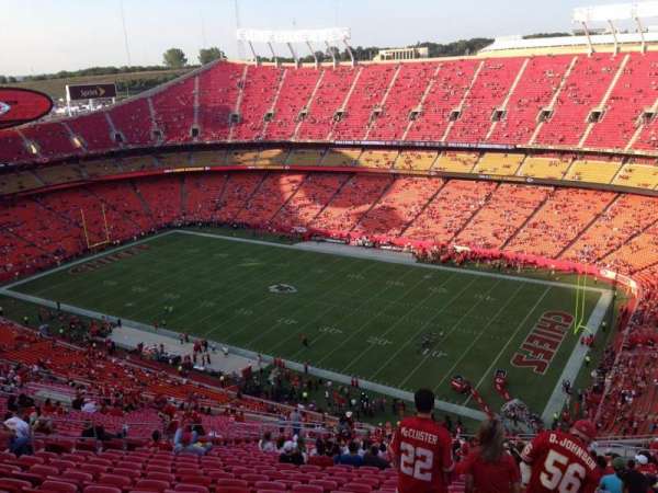 Arrowhead Stadium, bloc: 319, rangée: 39, place: 15