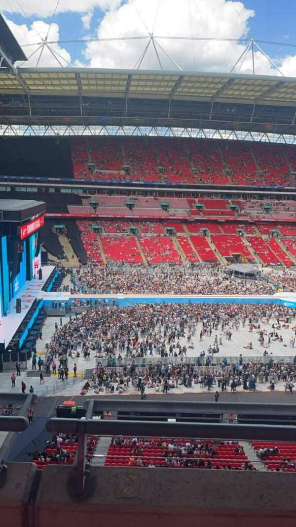 Wembley Stadium, bloc: 530, rangée: 2, place: 97