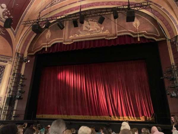 Liverpool Empire, bloc: Stalls, rangée: H, place: 21