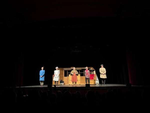 Floral Pavilion Theatre, bloc: Stalls, rangée: H, place: 20