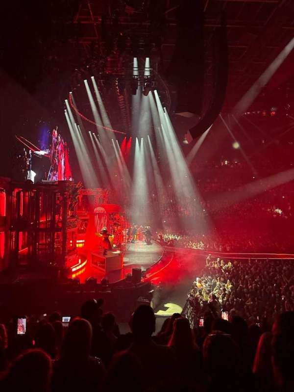 LDLC Arena, bloc: 201, rangée: H, place: 25