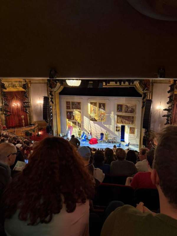 St. James Theatre, bloc: Mezzanine R, rangée: Q, place: 12