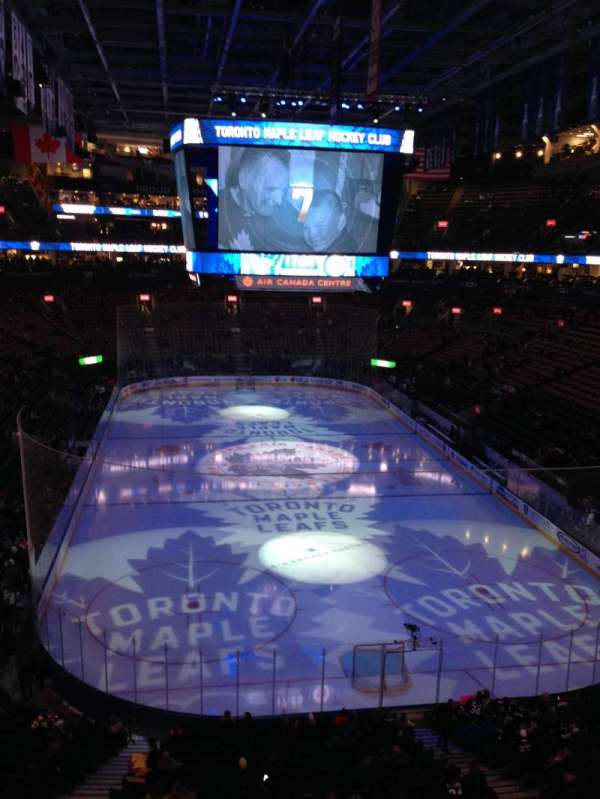 Scotiabank Arena, bloc: 304, rangée: 1, place: 3, 4