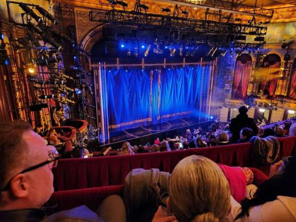 Lena Horne Theatre, bloc: Rear Mezzanine L, rangée: F, place: 11