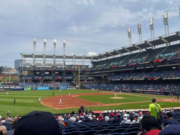 Progressive Field, bloc: 165, rangée: FF, place: 8