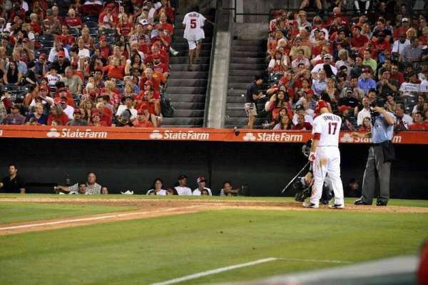 Angel Stadium, bloc: 108, rangée: B, place: 10