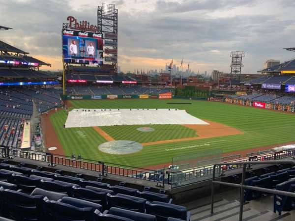 Citizens Bank Park, bloc: 220, rangée: 5, place: 2