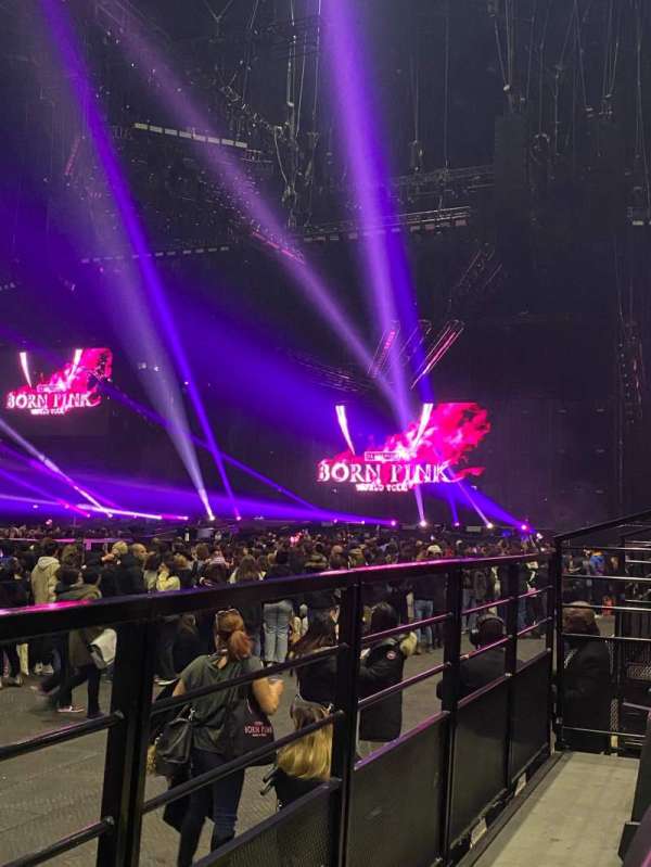 Accor Arena, bloc: Gradin E, rangée: 27, place: 21