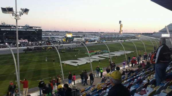 Daytona International Speedway, bloc: Campbell Box I, rangée: 14, place: 35