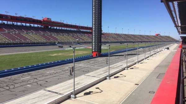 Auto Club Speedway, bloc: TERR12