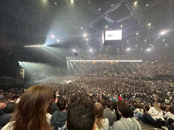 Accor Arena, bloc: Gradin O, rangée: 8, place: 22