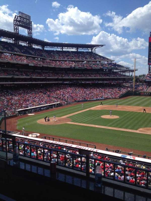 Citizens Bank Park, bloc: Suite 49, rangée: 2