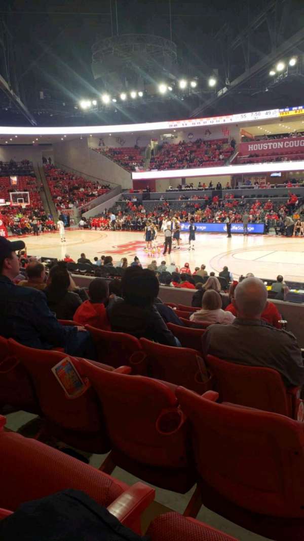 Fertitta Center, bloc: 111, rangée: 8, place: 1