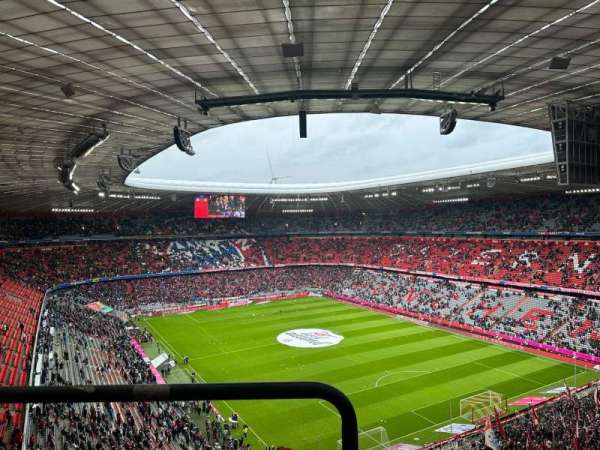 Allianz Arena, bloc: 311, rangée: 07, place: 10