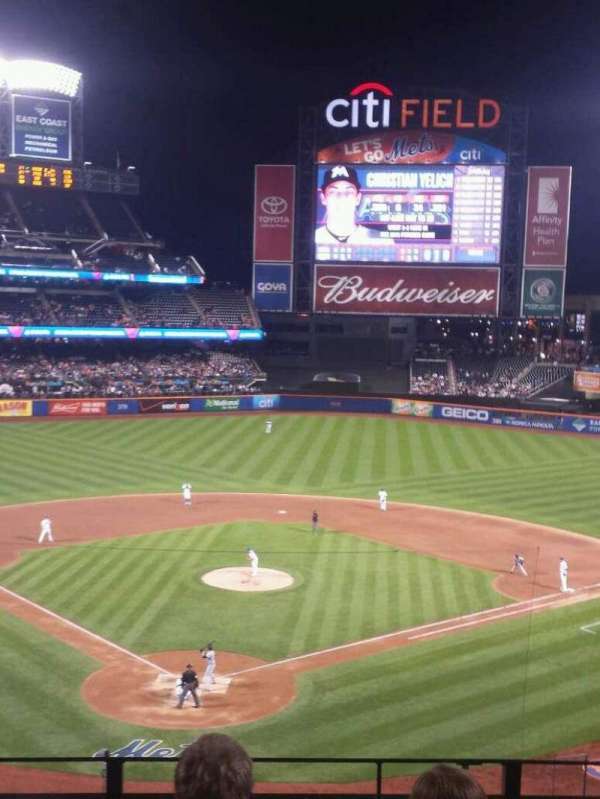 Citi Field, bloc: 318, rangée: 4, place: 6