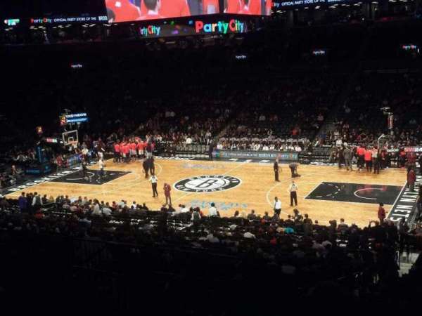 Barclays Center, bloc: 122, rangée: 8, place: 4