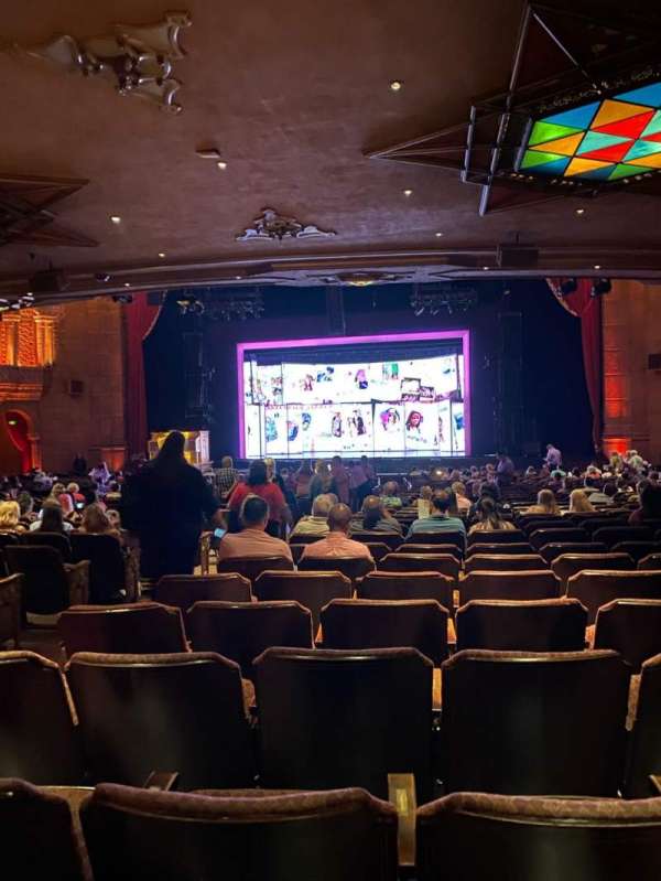 Fox Theatre, Atlanta, bloc: Orchestra C, rangée: HH, place: 58