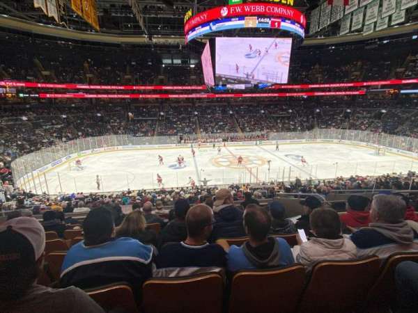 TD Garden, bloc: 143, rangée: H, place: 6