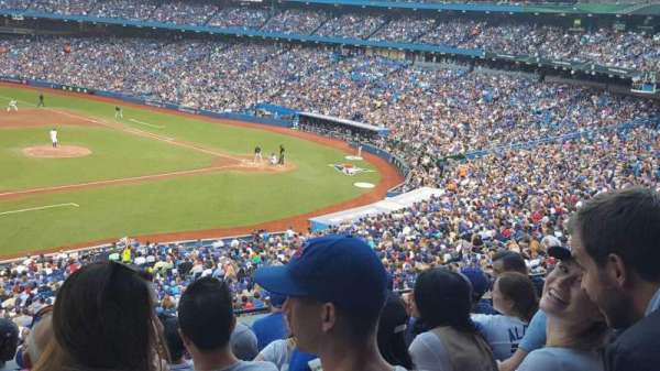 Rogers Centre, bloc: 232, rangée: 7, place: 16