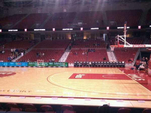 Liacouras Center, bloc: 112, rangée: e, place: 6