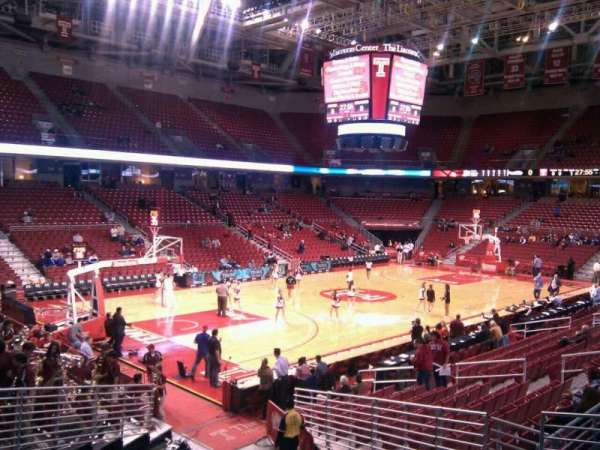 Liacouras Center, bloc: 116, rangée: t, place: 8