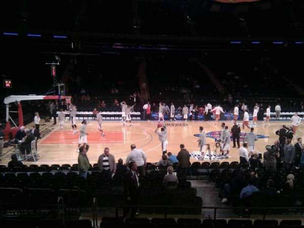 Madison Square Garden, bloc: 116, rangée: 8, place: 16