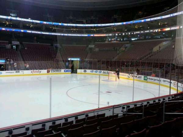 Xfinity Mobile Arena, bloc: 114, rangée: 8, place: 12