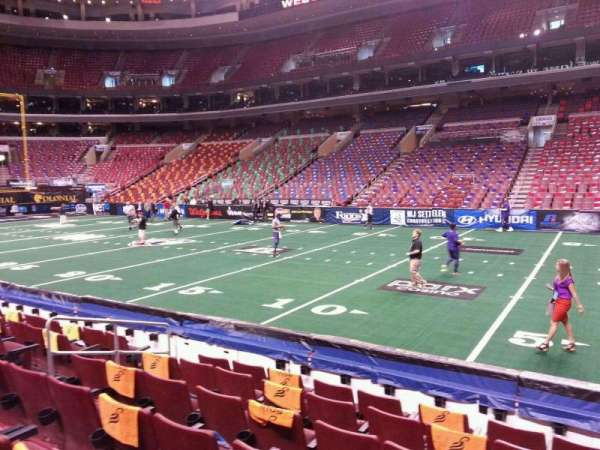 Xfinity Mobile Arena, bloc: 115, rangée: 7, place: 9
