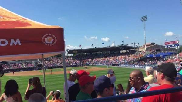 FirstEnergy Stadium, Reading, bloc: Coors Light Deck