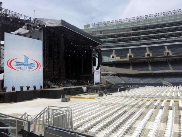 Soldier Field, bloc: 141, rangée: 5, place: 10