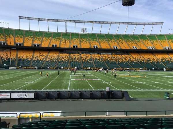 Commonwealth Stadium, Edmonton, bloc: V, rangée: 10, place: 13