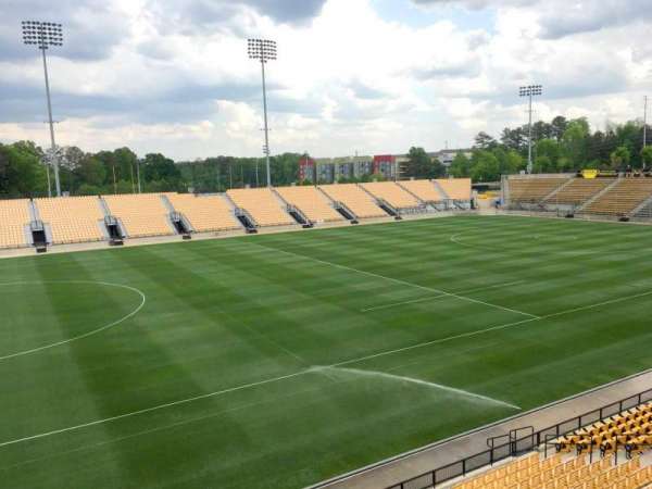 Fifth Third Bank Stadium, bloc: 103 Outdoor Bay Suite, rangée: 1