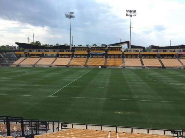 Fifth Third Bank Stadium, bloc: 127, rangée: R, place: 10