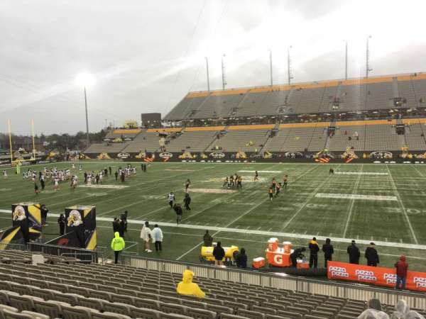 Hamilton Stadium, bloc: 104, rangée: 16, place: 20