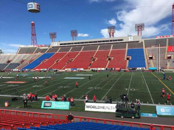 McMahon Stadium, bloc: C, rangée: 18, place: 16