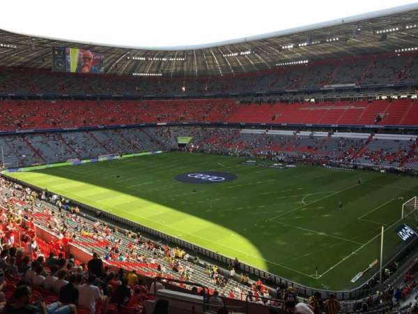 Allianz Arena, bloc: 235, rangée: 17, place: 21