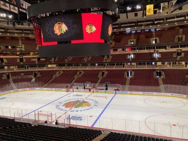 United Center, bloc: 216, rangée: 2, place: 10