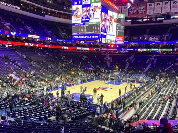 Xfinity Mobile Arena, bloc: 109, rangée: 23, place: 5