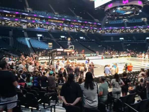 Barclays Center, bloc: 28, rangée: 8, place: 4