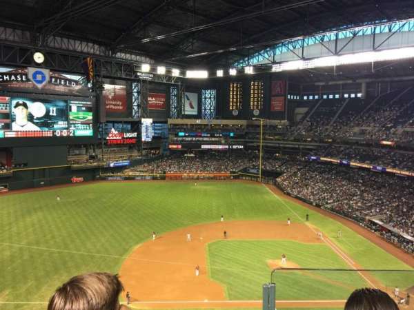 Chase Field, bloc: 323, rangée: 10, place: 2