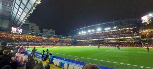Stamford Bridge, bloc: East Stand Lower 6, rangée: F, place: 183
