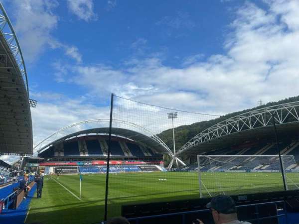 Accu Stadium, bloc: AO6, rangée: C, place: 146