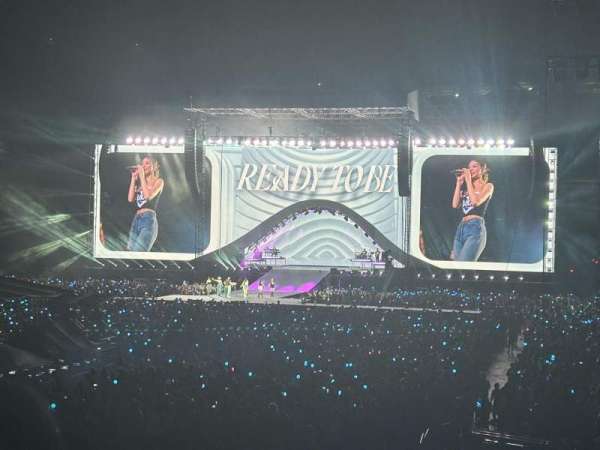MetLife Stadium, bloc: 123, rangée: 22, place: 16